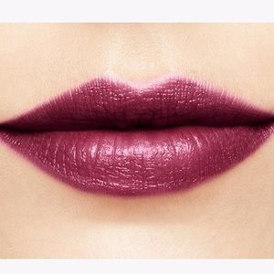 Mary Kay Gel Semi-Shine Lipstick Apple Berry